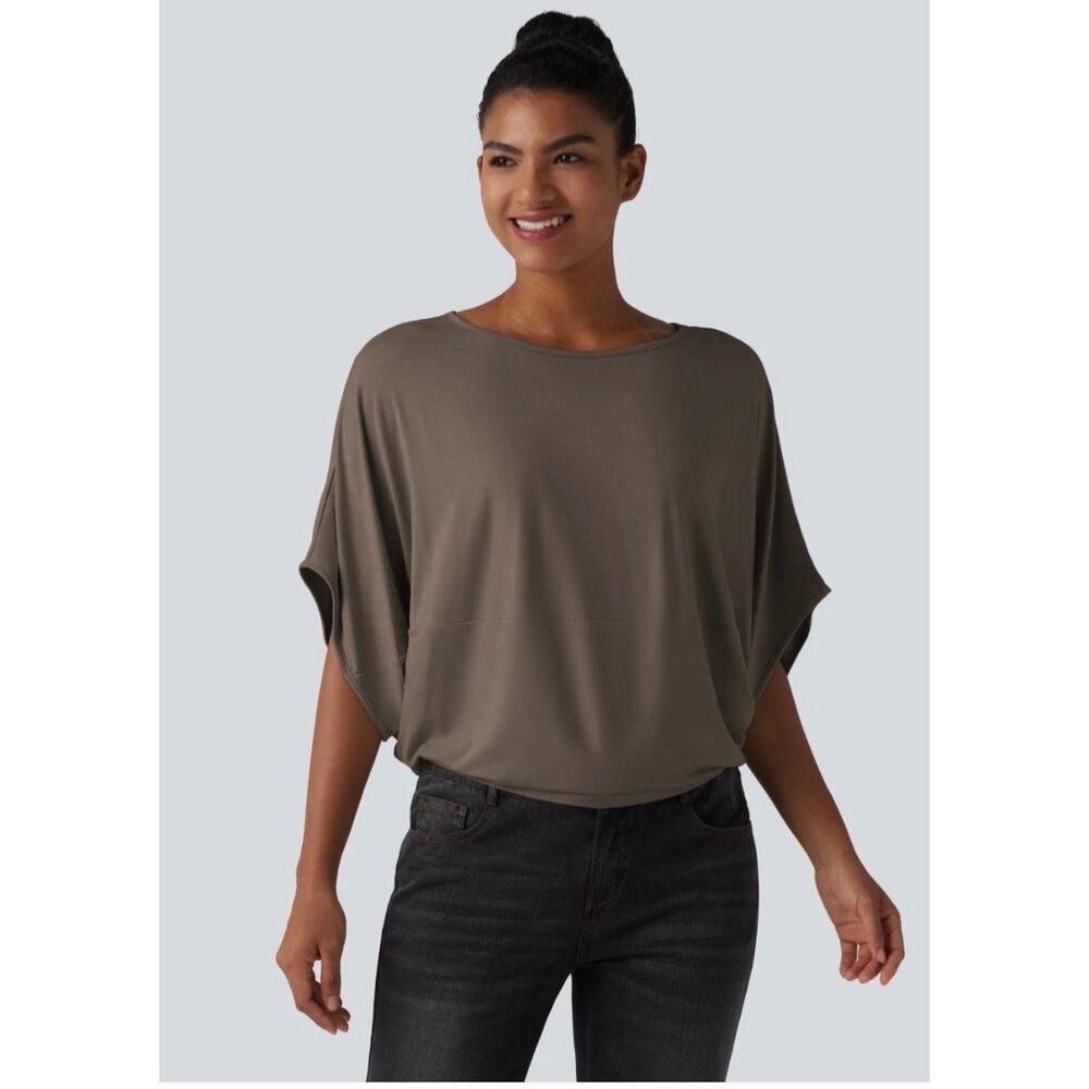 NWT! Halara Taupe Brown Round Neck Batwing Sleeve Relaxed Top M - Picture 3 of 5